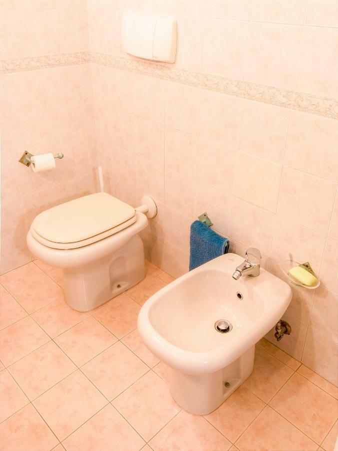 Calipso Apartman Santa Teresa Gallura Kültér fotó